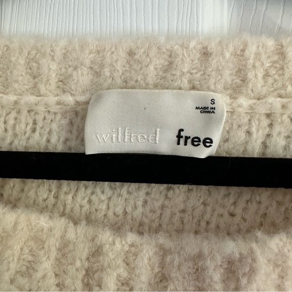 Size S Aritzia Wilfred Free Oversized Cream Alpaca Wool Sweater - Picture 5 of 7